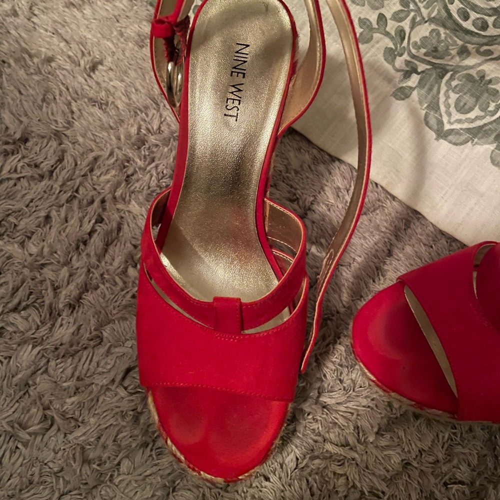 Red espadrilles Nine West Sz 9 - Picture 2 of 3